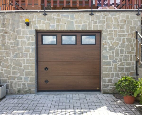 Portoni sezionali residenziali - immagine 4