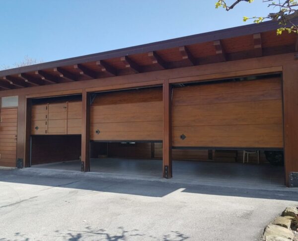 Portoni sezionali residenziali - immagine 6